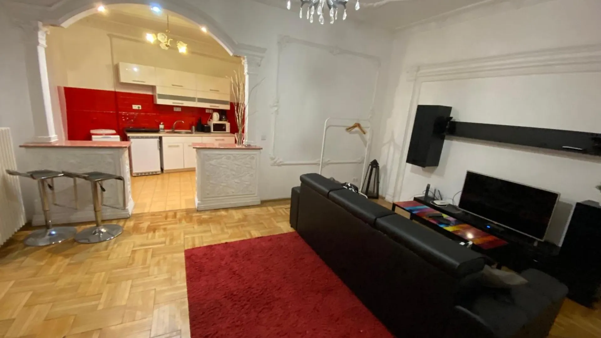 Heart Of The City 2 Bedrooms, Living Rooms, Bathrooms, With Ac Budapešť 0*,