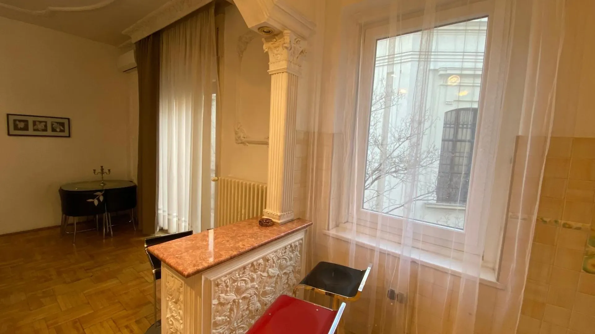 Heart Of The City 2 Bedrooms, Living Rooms, Bathrooms, With Ac Budapest Apartment