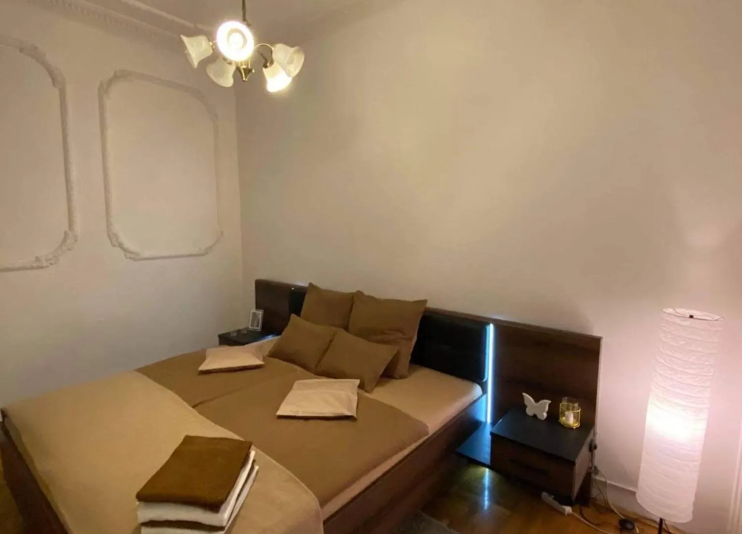 Heart Of The City 2 Bedrooms, Living Rooms, Bathrooms, With Ac Budapest